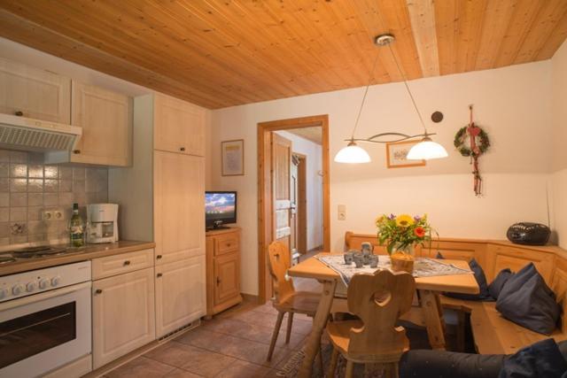 Obermoarhof Apartment Anger Ngoại thất bức ảnh